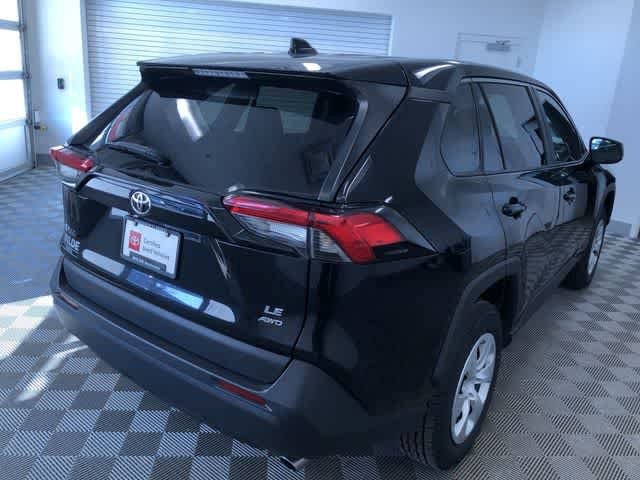 Thumbnail: 2024 Toyota RAV4 - 34