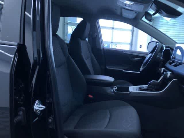 Thumbnail: 2025 Toyota RAV4 - 23