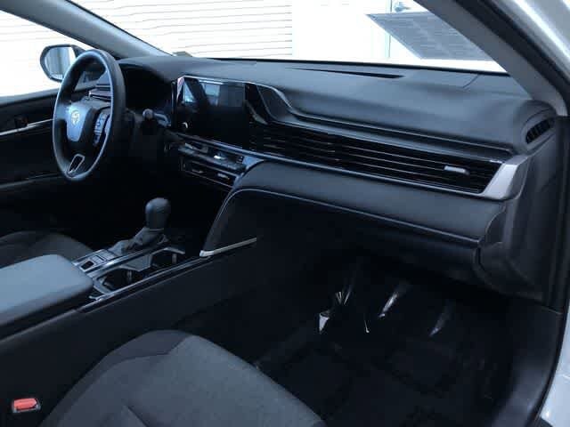 Thumbnail: 2025 Toyota Camry - 25