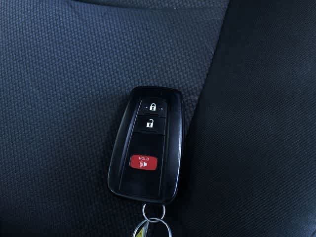 Thumbnail: 2025 Toyota RAV4 - 32