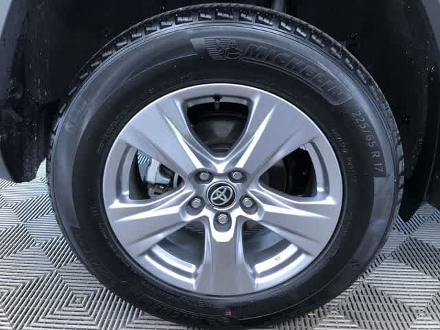 Thumbnail: 2025 Toyota RAV4 - 16