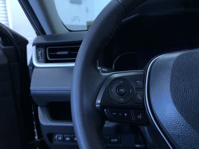 Thumbnail: 2023 Toyota RAV4 - 25