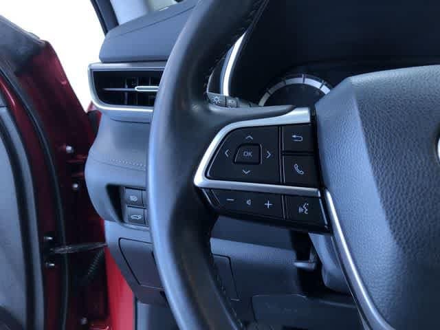 Thumbnail: 2022 Toyota Highlander - 17