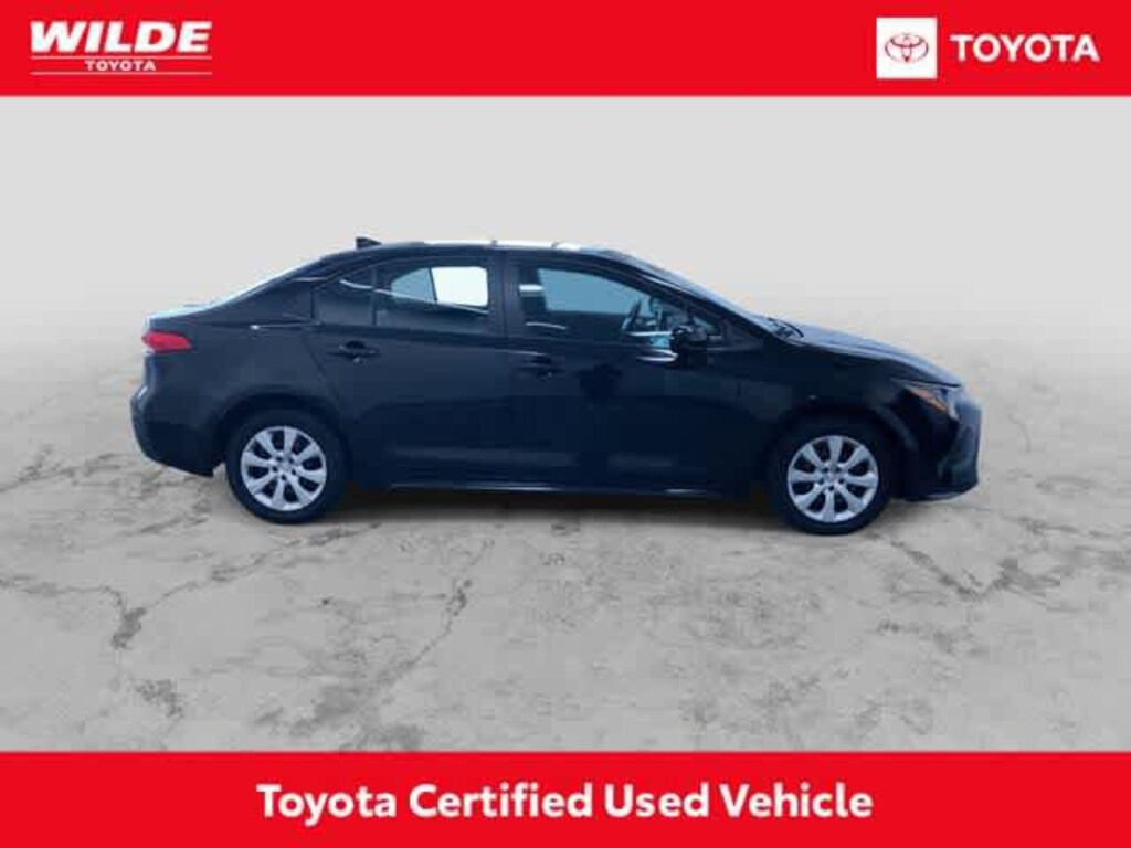 Certified 2025 Toyota Corolla LE Car