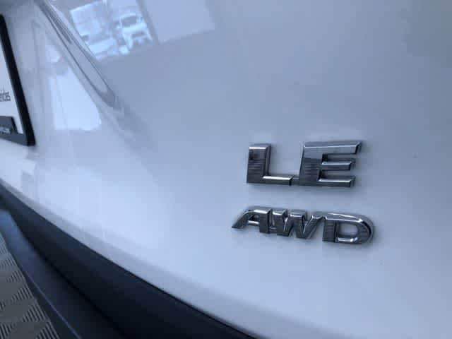 Thumbnail: 2025 Toyota RAV4 - 15