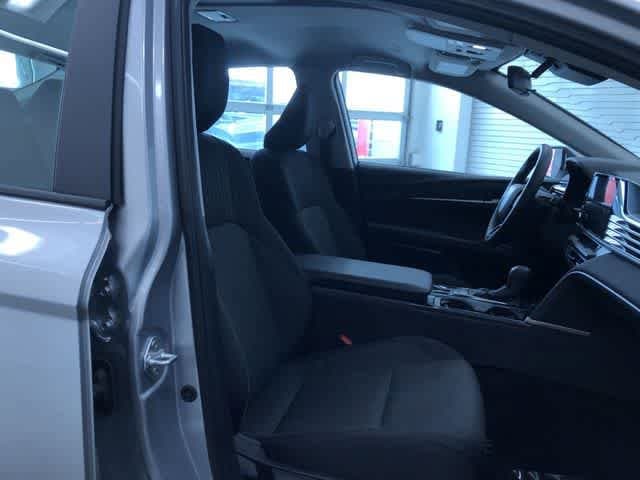 Thumbnail: 2025 Toyota Camry - 22