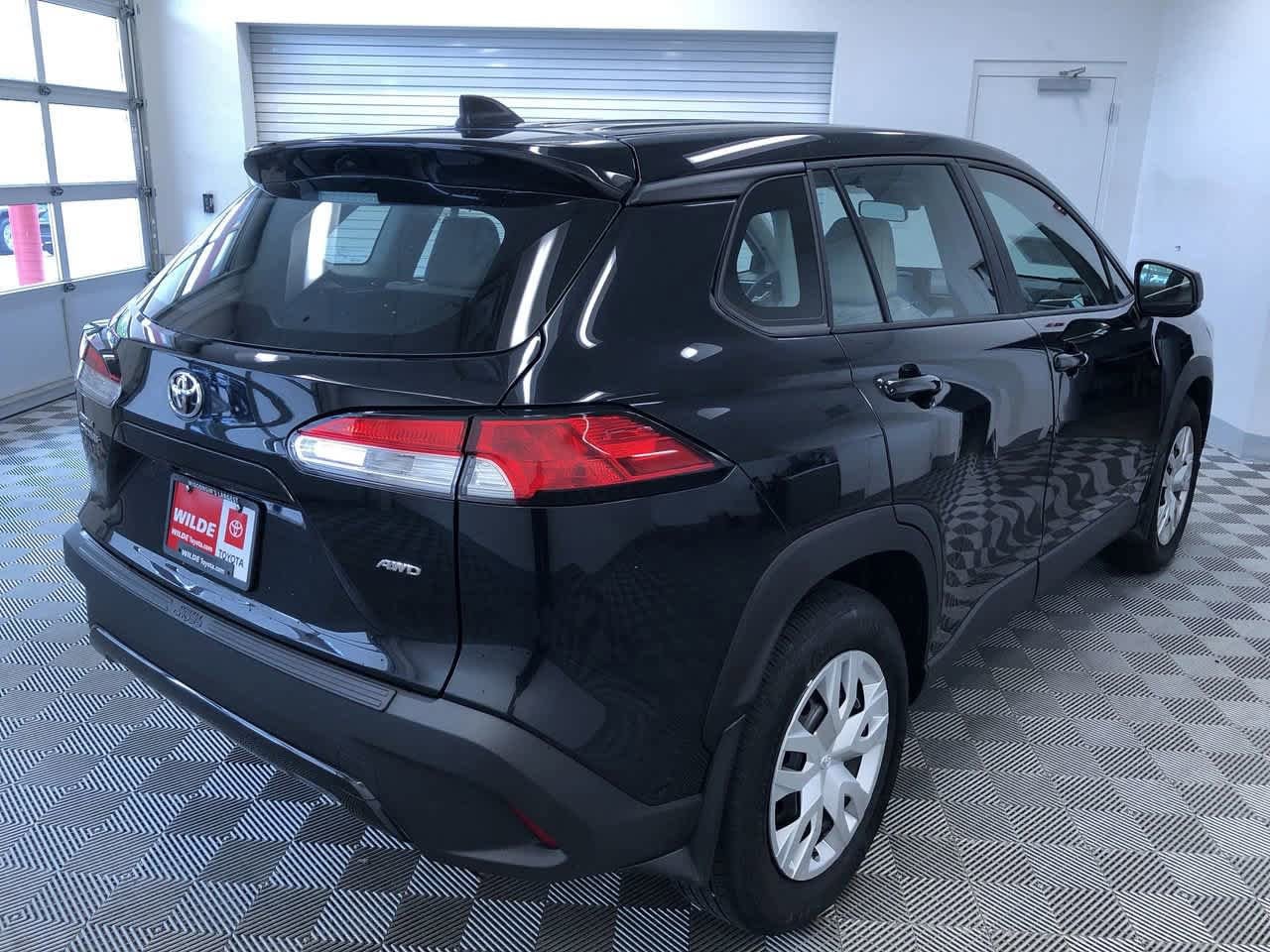 2022 Toyota Corolla Cross L 36