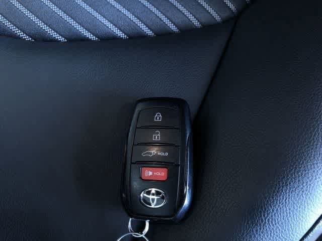 Thumbnail: 2025 Toyota Highlander - 35