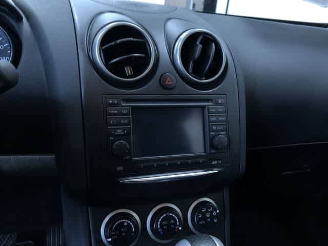 Thumbnail: 2011 Nissan Rogue - 27