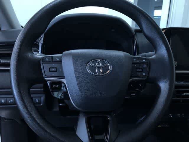 Thumbnail: 2025 Toyota Camry - 25