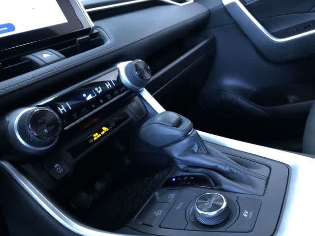 Thumbnail: 2025 Toyota RAV4 - 29