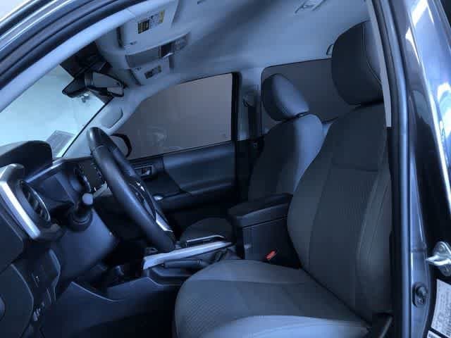 Thumbnail: 2022 Toyota Tacoma - 14