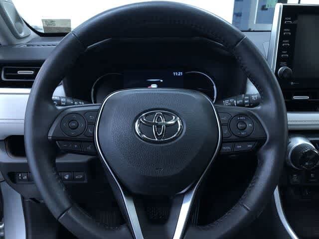 Thumbnail: 2022 Toyota RAV4 - 24