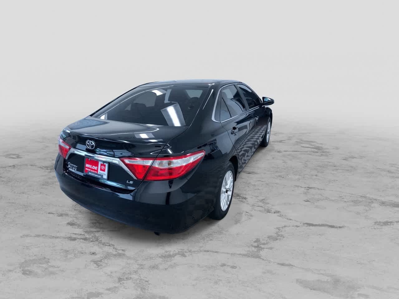 Thumbnail: 2017 Toyota Camry - 9