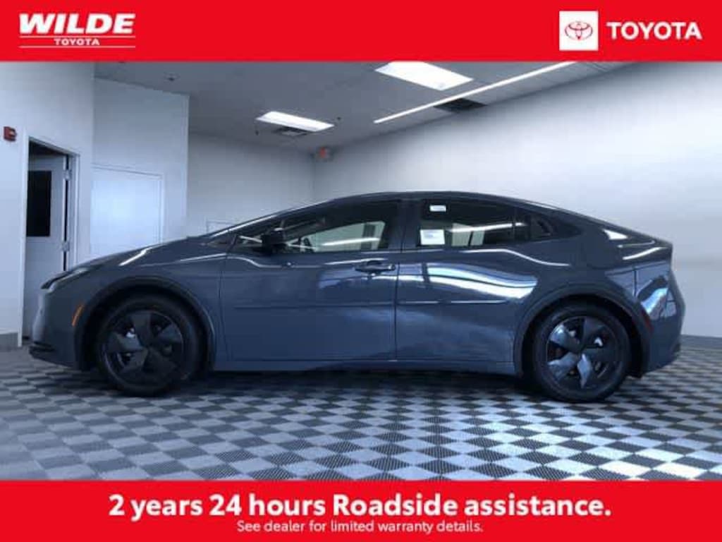 New 2026 Toyota Prius LE LE