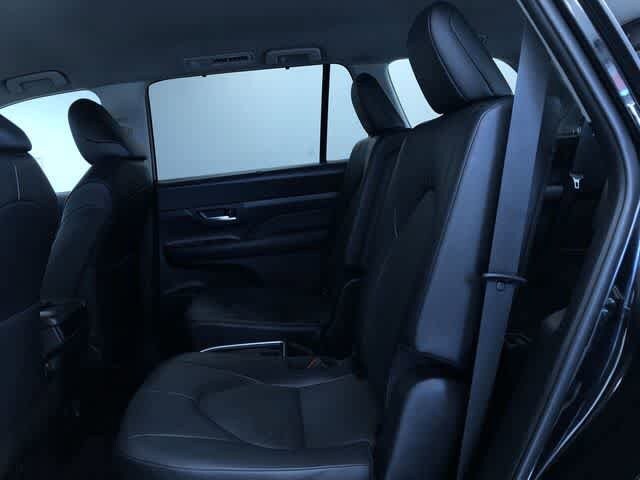 Thumbnail: 2025 Toyota Grand Highlander - 22