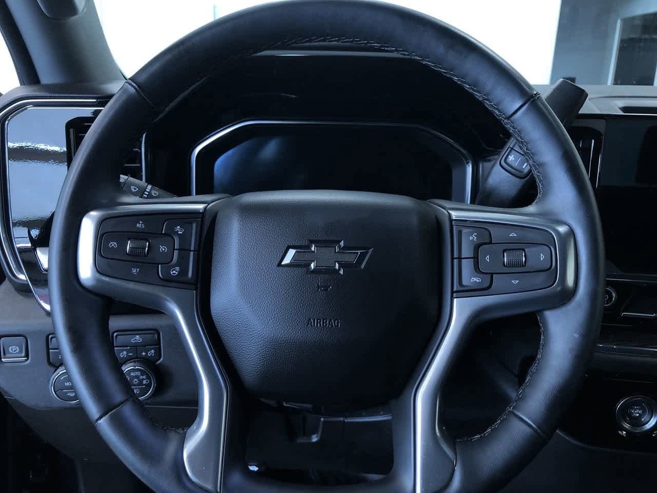 Thumbnail: 2024 Chevrolet Silverado 1500 - 20