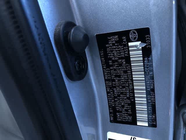 Thumbnail: 2023 Toyota Camry - 32