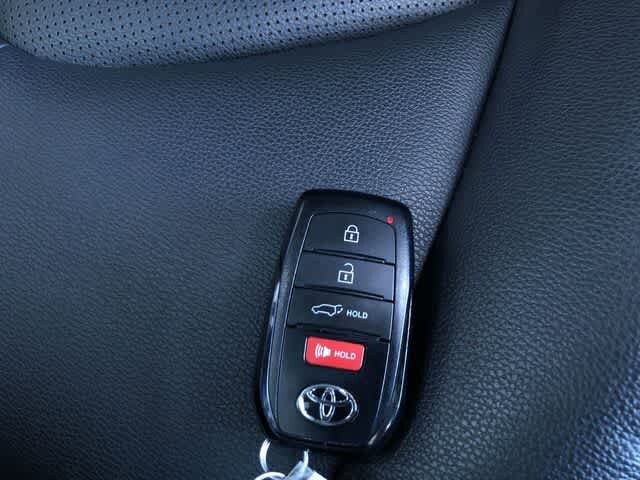 Thumbnail: 2025 Toyota Grand Highlander - 32