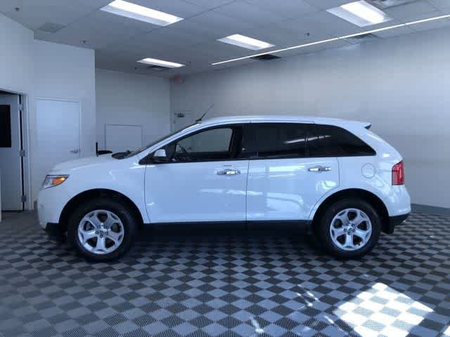 Thumbnail: 2014 Ford Edge - 3