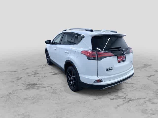 Thumbnail: 2018 Toyota RAV4 - 7