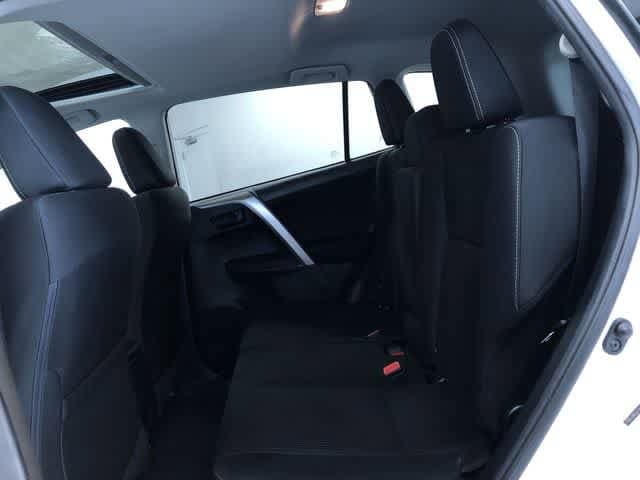 Thumbnail: 2013 Toyota RAV4 - 12