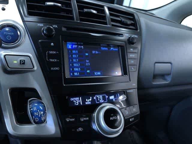 Thumbnail: 2013 Toyota Prius v - 30