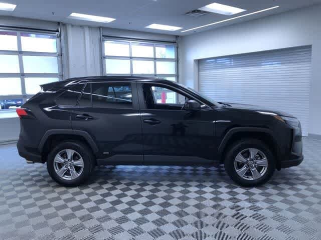 Thumbnail: 2025 Toyota RAV4 - 34