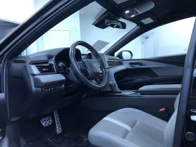 Thumbnail: 2025 Toyota Camry - 10