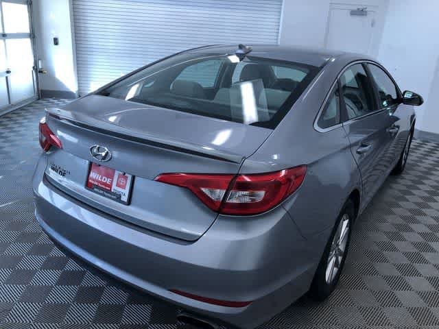 Thumbnail: 2016 Hyundai Sonata - 34