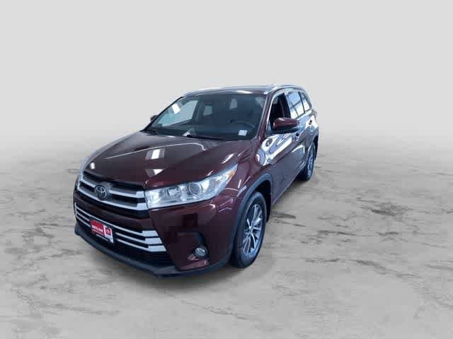 Thumbnail: 2018 Toyota Highlander - 6