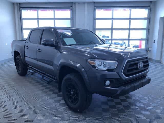 Thumbnail: 2022 Toyota Tacoma - 8