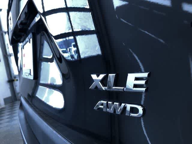 Thumbnail: 2025 Toyota RAV4 - 15