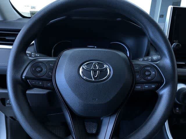 Thumbnail: 2025 Toyota RAV4 - 24