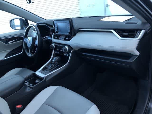 Thumbnail: 2020 Toyota RAV4 - 22