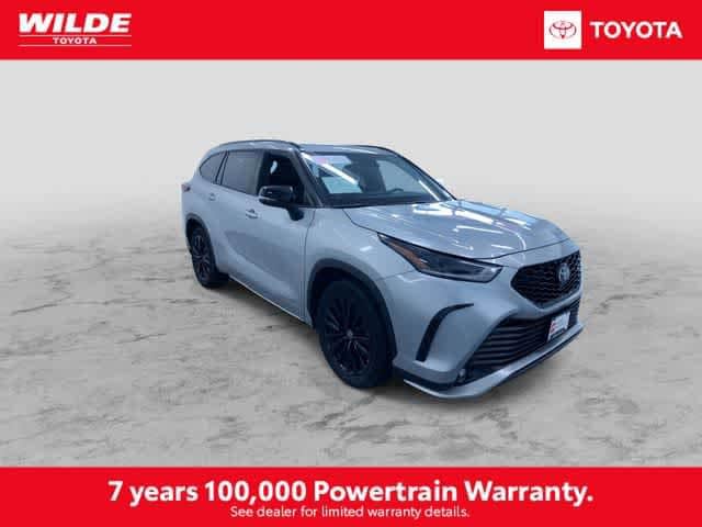 Thumbnail: 2025 Toyota Highlander - 3