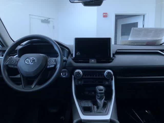 Thumbnail: 2025 Toyota RAV4 - 17