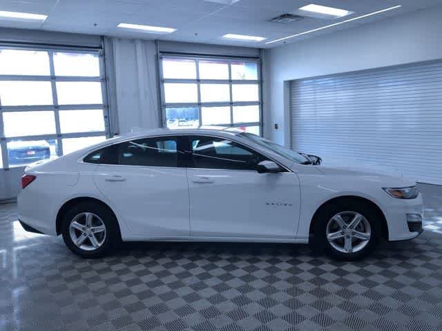 Thumbnail: 2024 Chevrolet Malibu - 35