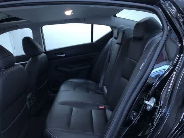 Thumbnail: 2019 Nissan Altima - 21