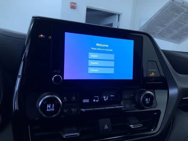 Thumbnail: 2024 Toyota Highlander - 30