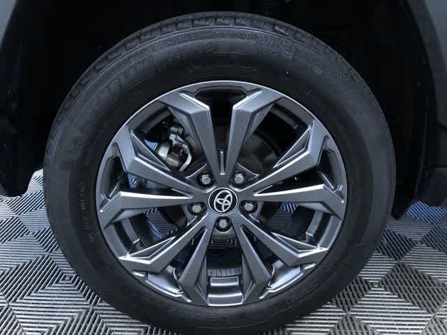 Thumbnail: 2024 Toyota RAV4 - 16
