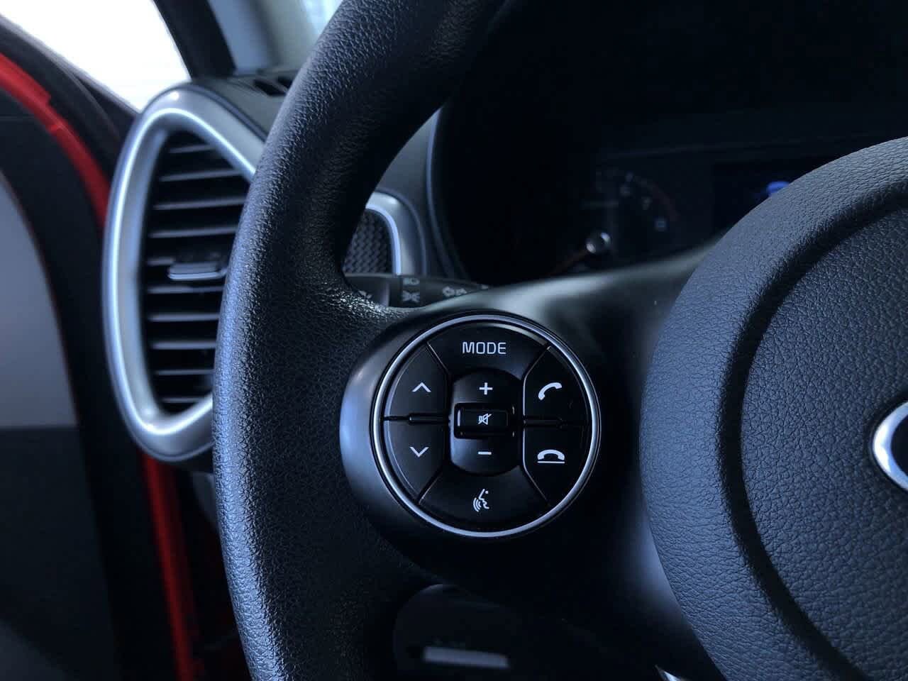 Thumbnail: 2020 Kia Soul - 24