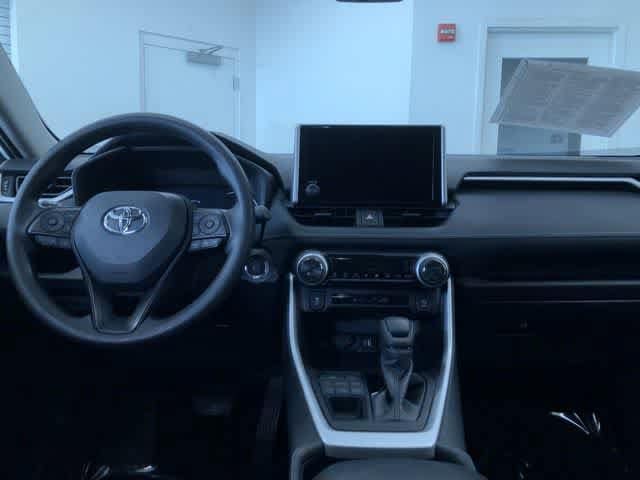 Thumbnail: 2025 Toyota RAV4 - 17