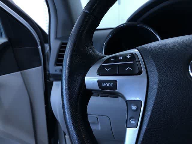 Thumbnail: 2013 Toyota Highlander - 26