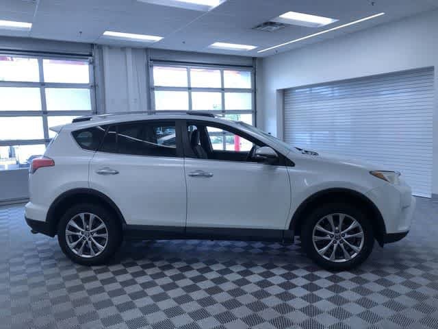 Thumbnail: 2017 Toyota RAV4 - 36