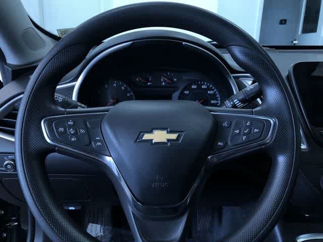 Thumbnail: 2024 Chevrolet Malibu - 17