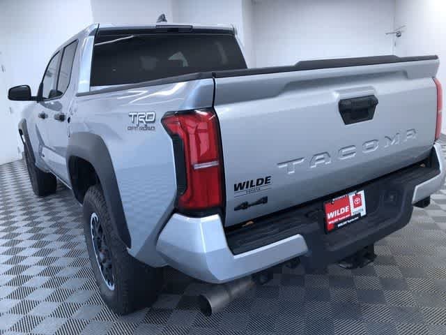 Thumbnail: 2024 Toyota Tacoma - 4