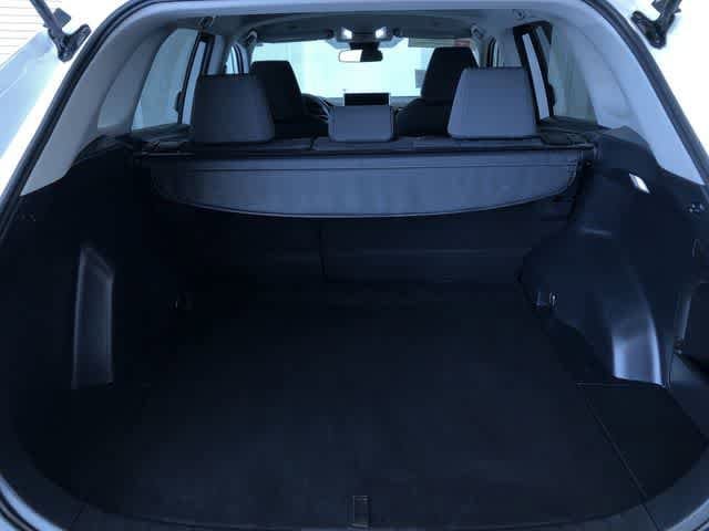 Thumbnail: 2025 Toyota RAV4 - 31