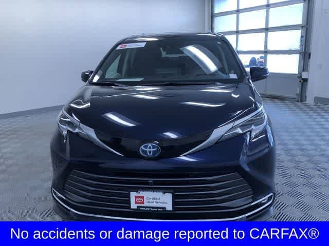 Thumbnail: 2021 Toyota Sienna - 7