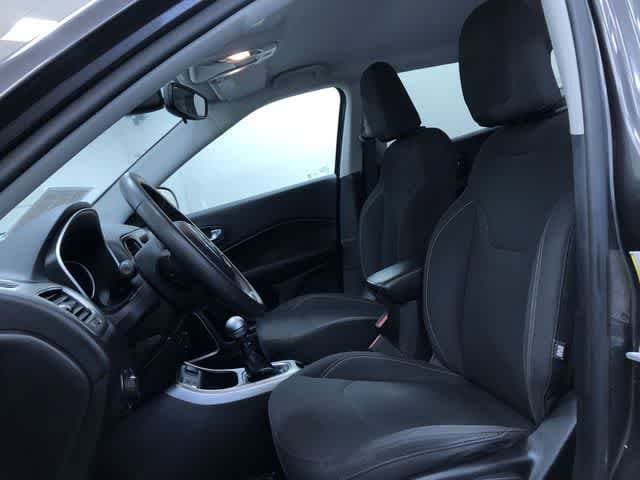 Thumbnail: 2019 Jeep Compass - 10